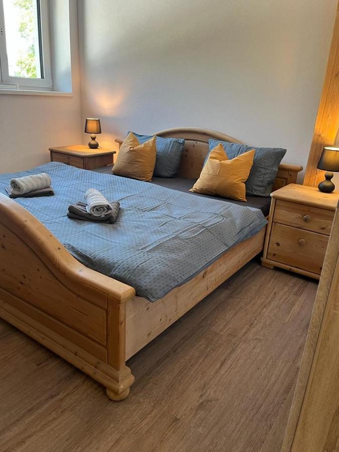 Apartmany Tobias Besiny Eksteriør bilde